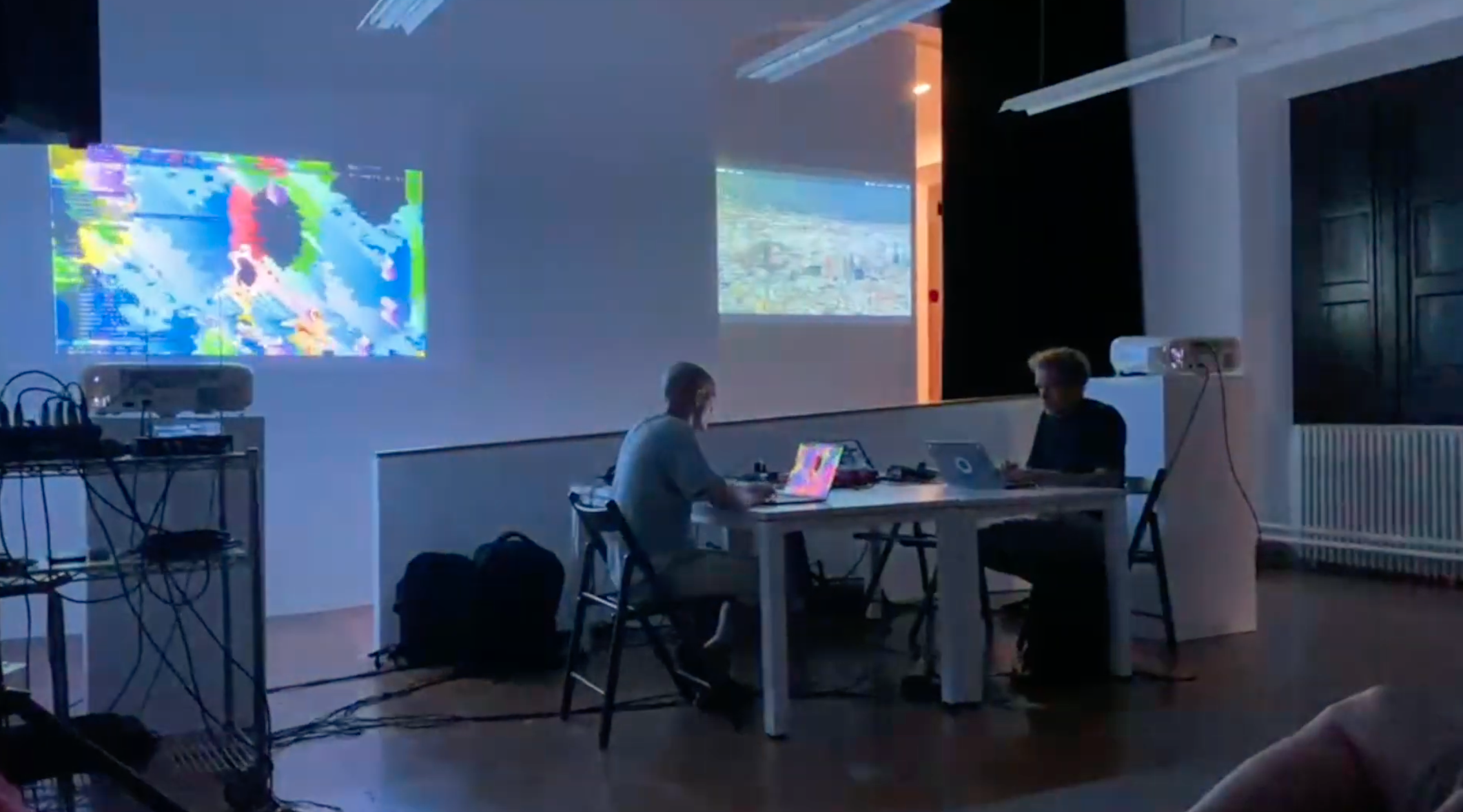 Emergència Live coding amb heeey